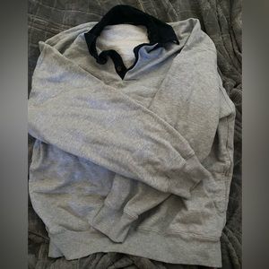 Brandy Melville oversized crewneck